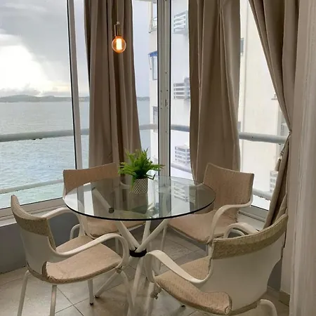Apartasuites Con Vista Al Mar